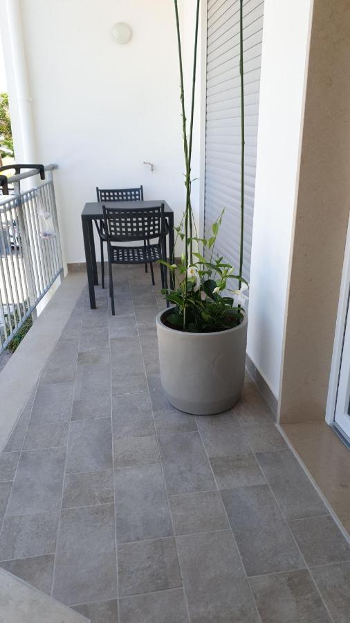 Iris Home Metapont Exterior foto
